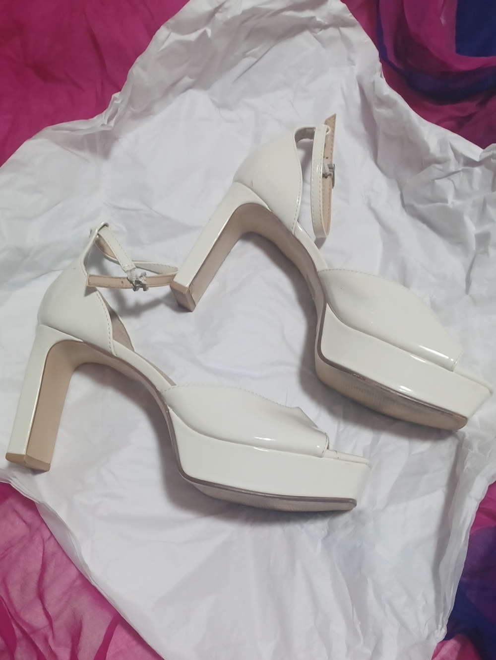 CHINESE LAUNDRY White Patent Leather Platform Heeled Sandals  Ankle Strap 10